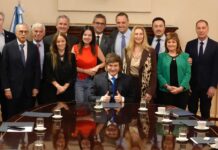 Con el debut de Adorni y Santilli, Milei encabezó una reunión con el nuevo Gabinete