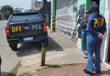 Detuvieron a la tesorera de Sur Finanzas, cuando se llevaba cajas y celulares de un galpón