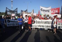 Corte en Panamericana por despidos en una empresa de artículos de limpieza