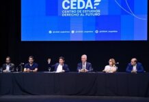 Kicillof: “El ajuste lo paga el pueblo y la casta viaja en avión presidencial muy tranquila”