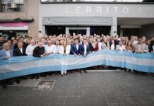 Intendentes se movilizaron al ministerio de Economía para reclamar por obras y recursos