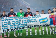 Sudamericana: Tigre replicó a la Selección argentina con una bandera sobre las Islas Malvinas