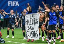 Reino Unido pidió a la FIFA investigar a la Argentina por la bandera de Malvinas