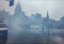 Organizaciones marcharon al Congreso contra de la Ley de Propiedad Privada: Hay detenidos