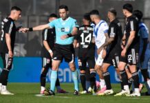 La AFA suspendió a dos árbitros, tras el gol anulado a Vélez en cancha de Riestra