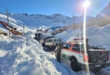 Mendoza: evacuaron a más de 200 turistas en Puente del Inca por un fuerte viento blanco