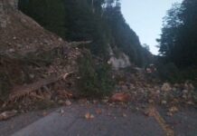 Corte total en la Ruta 40 en Río Negro por desprendimiento de rocas y tierra