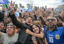 Kicillof: “Vengo a invitarlos a empezar una historia nueva, distinta y mejor”