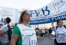 Paritaria docente: La Multicolor lanzó un paro para este miércoles y la FEB para el jueves, en PBA
